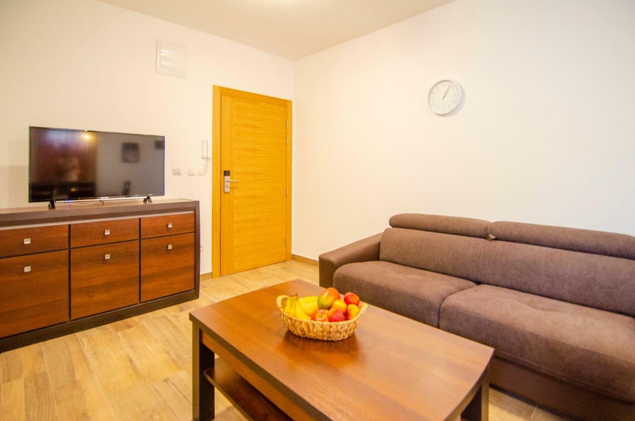 Apartments Sara 4 Bol Kültér fotó