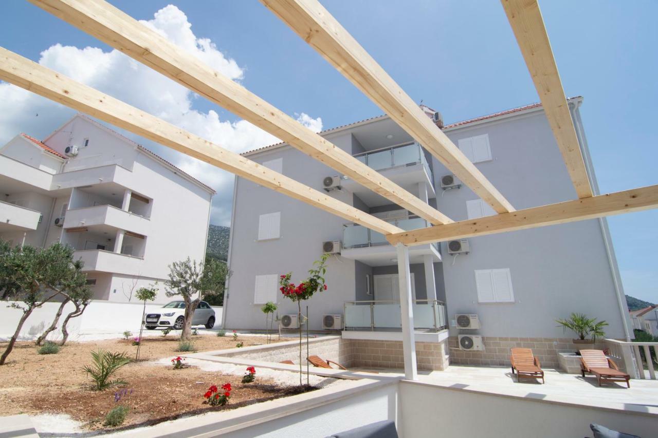 Apartments Sara 4 Bol Kültér fotó