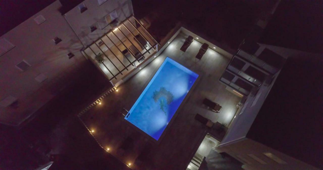 Apartments Sara 4 Bol Kültér fotó