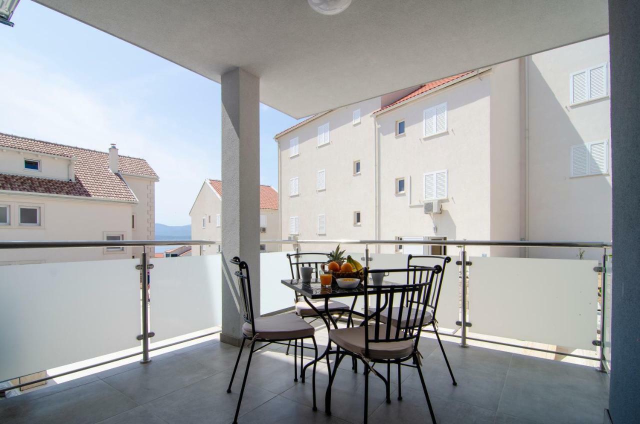 Apartments Sara 4 Bol Kültér fotó