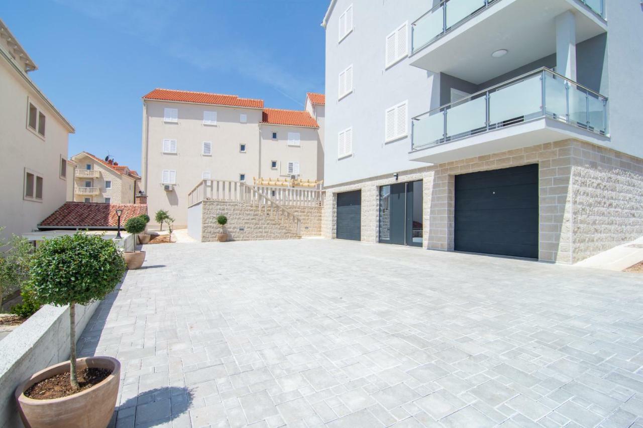 Apartments Sara 4 Bol Kültér fotó