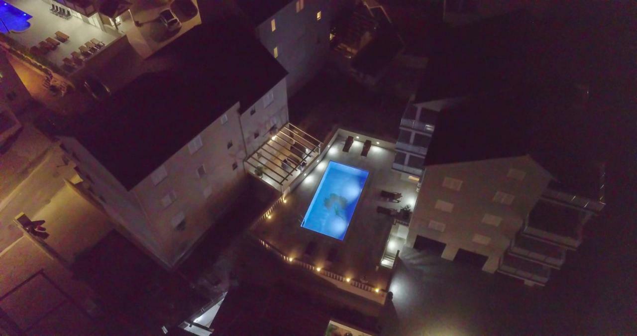 Apartments Sara 4 Bol Kültér fotó